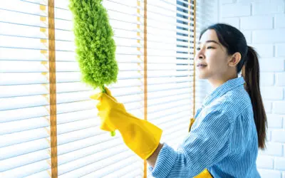 How to Clean Wood Blinds