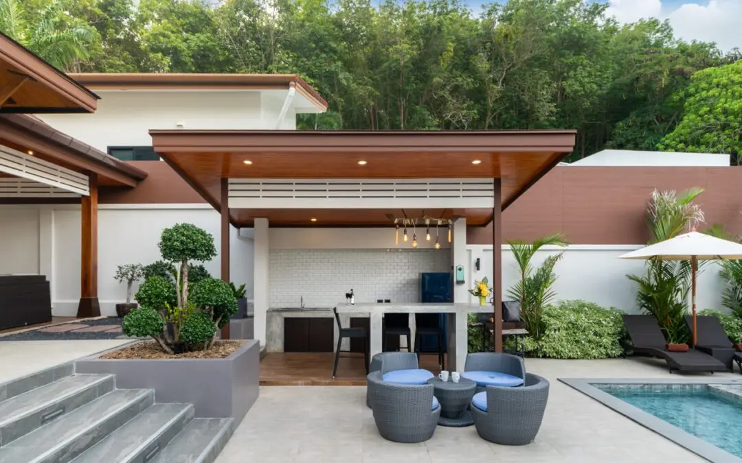 What Are the Benefits of Exterior Solar Sun Shades?