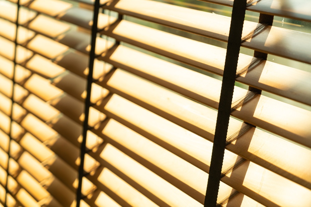Faux Wood Blinds vs. Real Wood Blinds